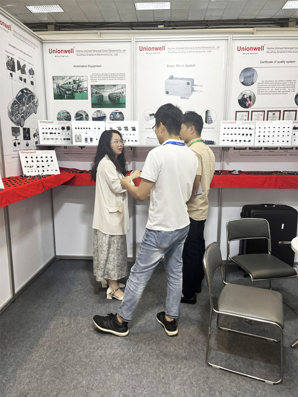 unionwell-shines-at-international-electronics-smart-appliances-expo-vietnam-2023-4.jpg